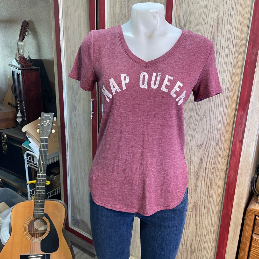 Modern Lux 'Nap Queen' V-Neck T-Shirt - Maroon